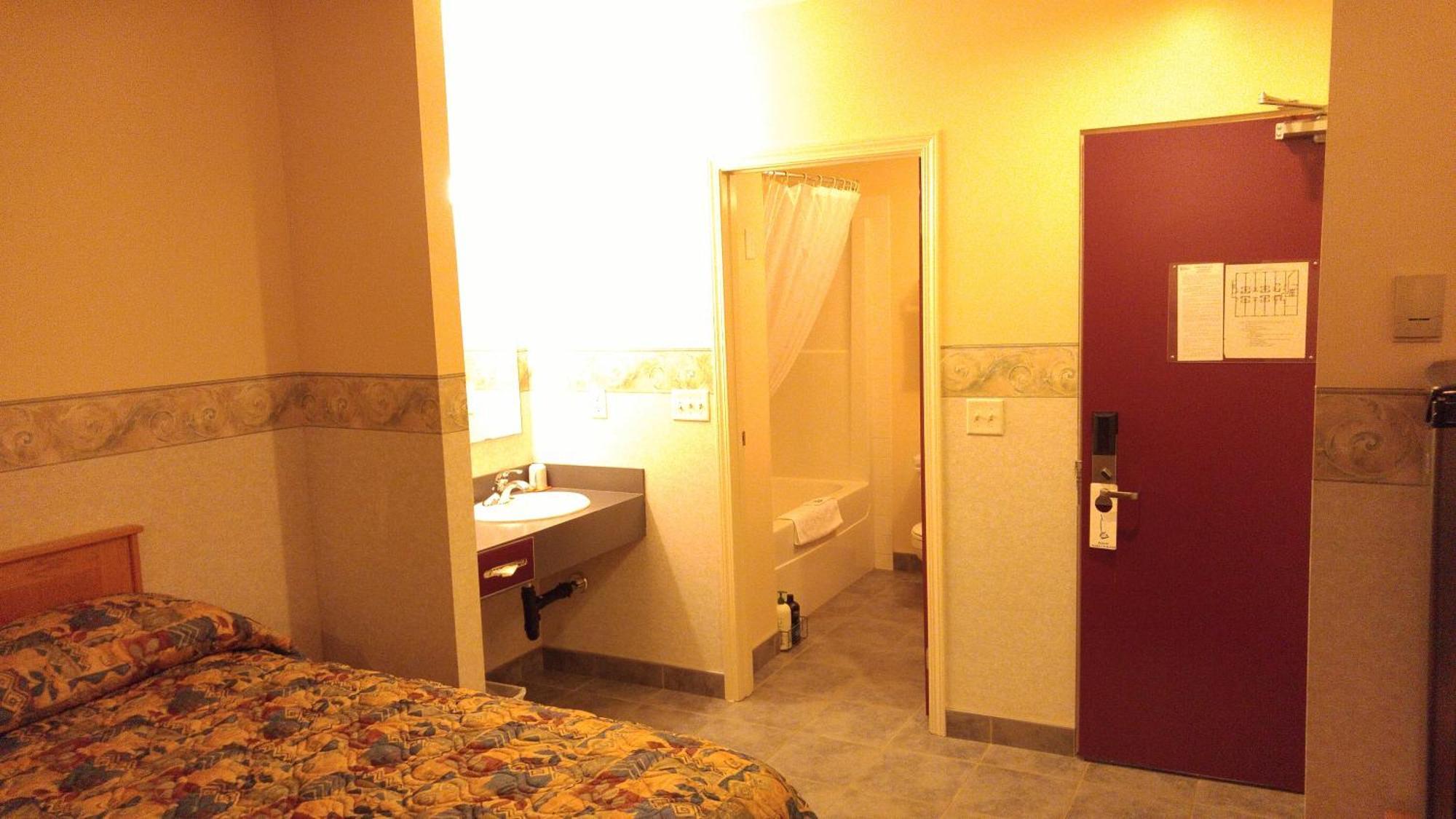 Crossfield Country Inn Phòng bức ảnh