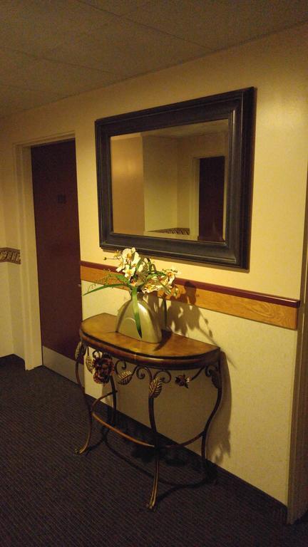 Crossfield Country Inn Ngoại thất bức ảnh